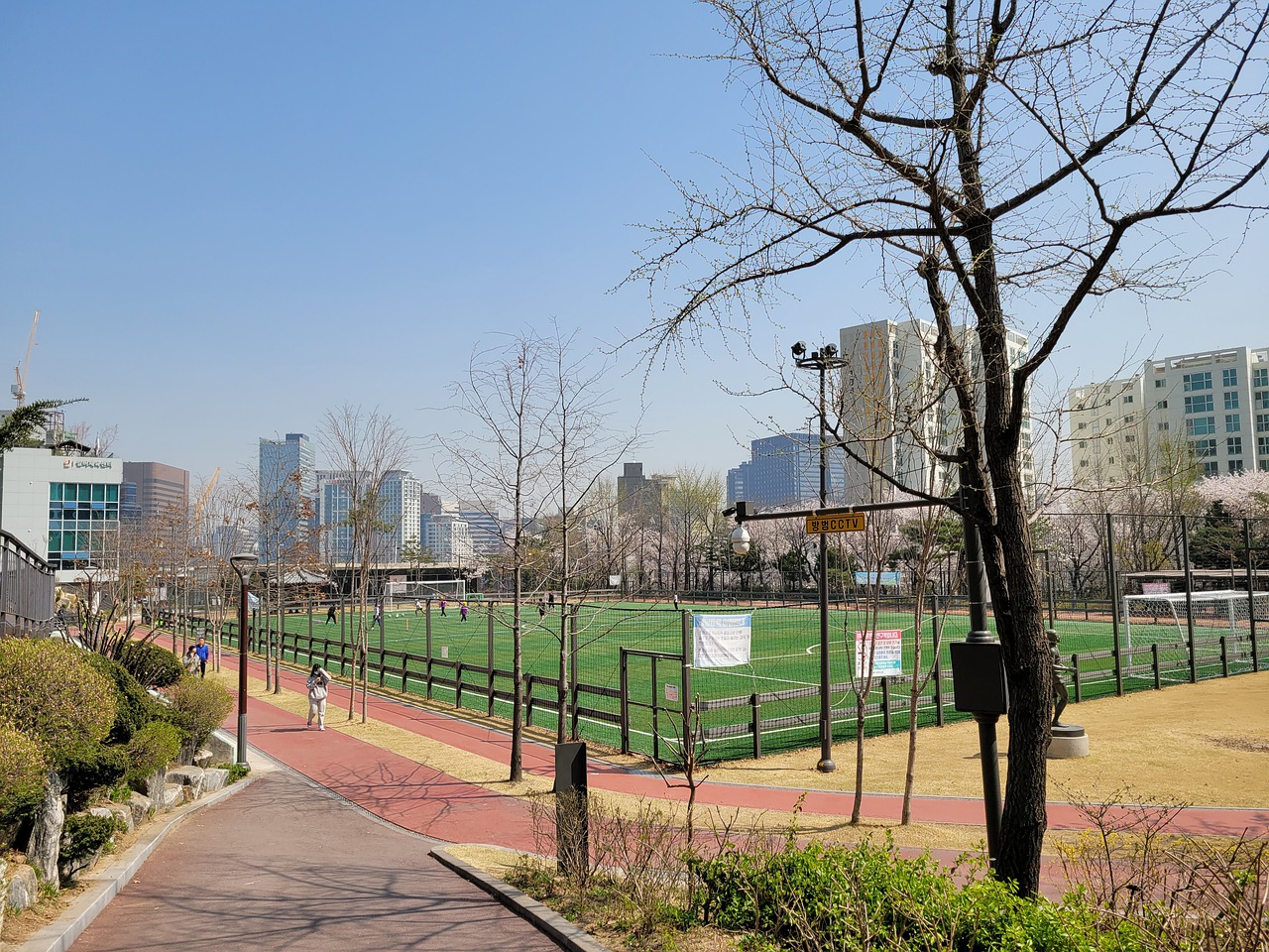 往取決於臨 往取決於臨